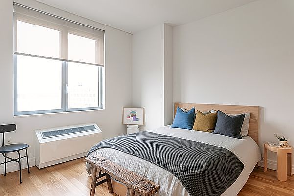 1st image of 50 Pine St #16Q