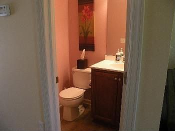 5th image of 1029 Bayberry Dr