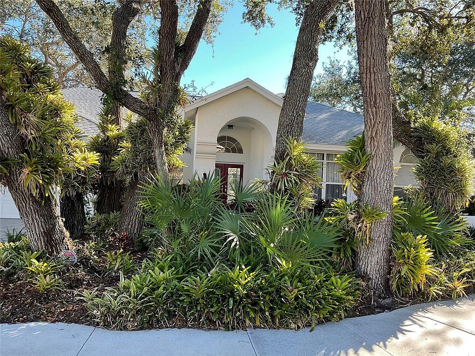 2nd image of 8311 Cypress Hollow Dr