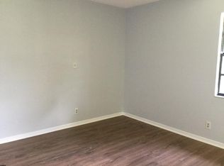 2047 Sunset Grove Ln, Clearwater, FL 33765