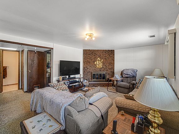 2nd image of 6156 Gaston Ave