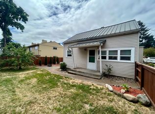 2201 E 16th St, Vancouver, WA 98661