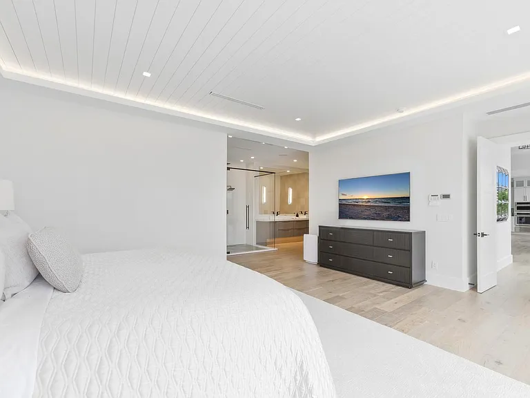 200 Bahia Point — Photo 24