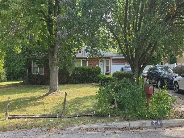 305 S Clubview Dr, Ypsilanti, MI 48197