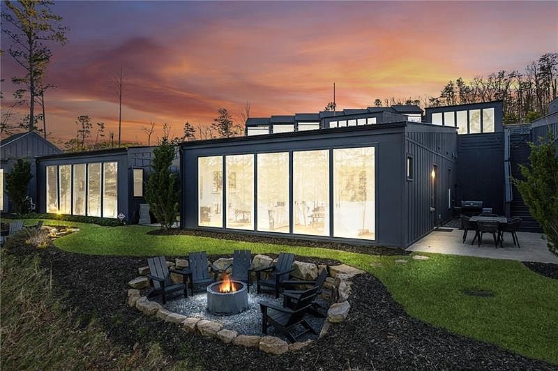 1st image of 106 Marina Parc Dr