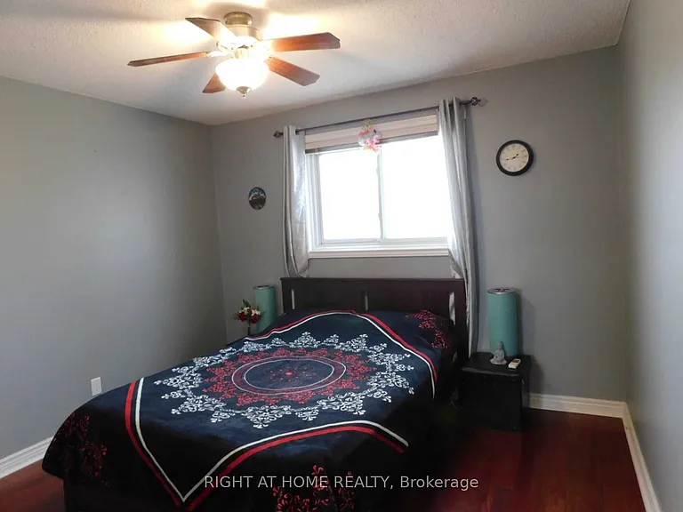 128 William Stephenson Dr — Photo 15