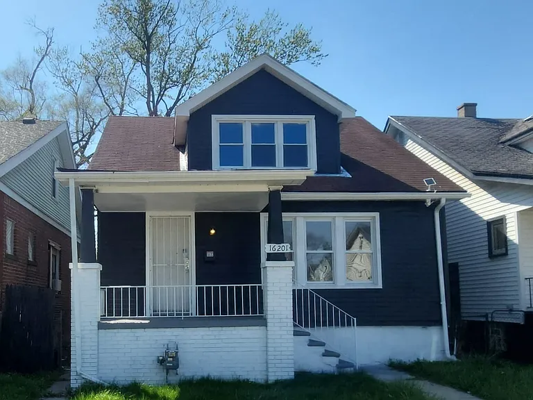 16201 Turner St — Photo 1