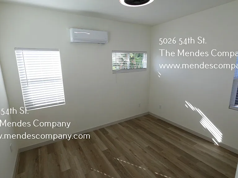 College Rental on 54th St. — Photo 7