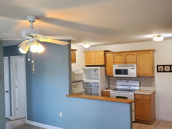 3rd image of 4742 Chicopa St