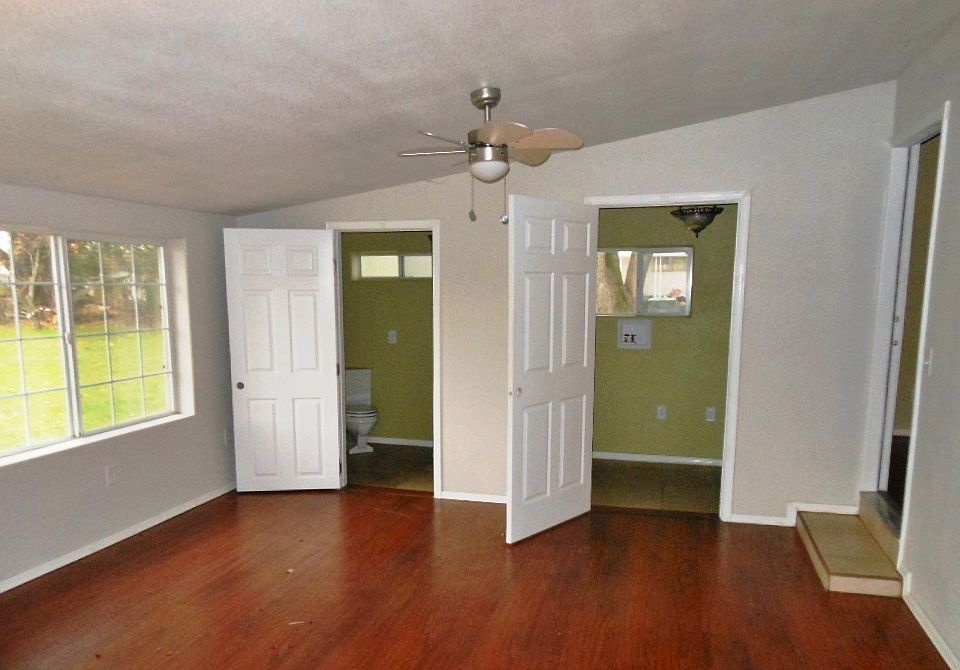 2nd image of 2369 North Dr