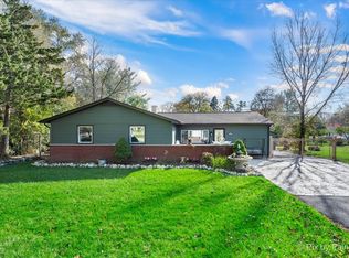 1407 Plainview Rd, Carpentersville, IL 60110