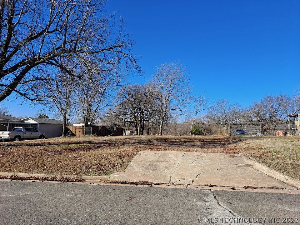 1st image of 1016 N Grant Ave