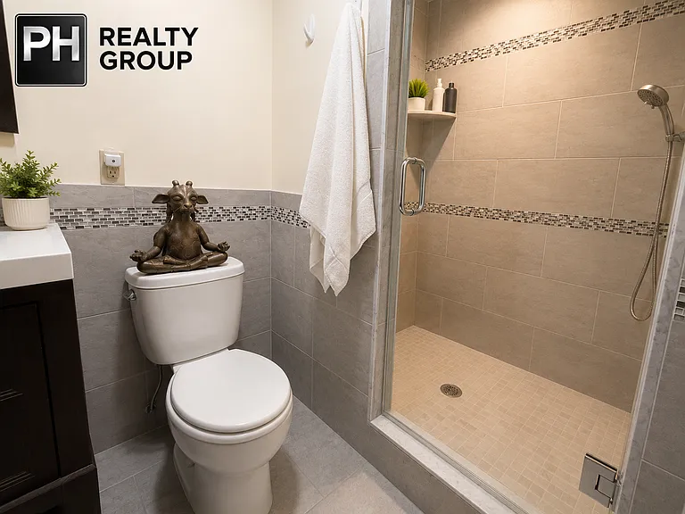 179 Belmont St #1 — Photo 20