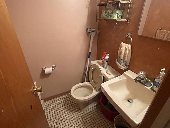 2nd image of 6 Pembroke Rd