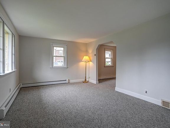 5th image of 2109 Grand Ave