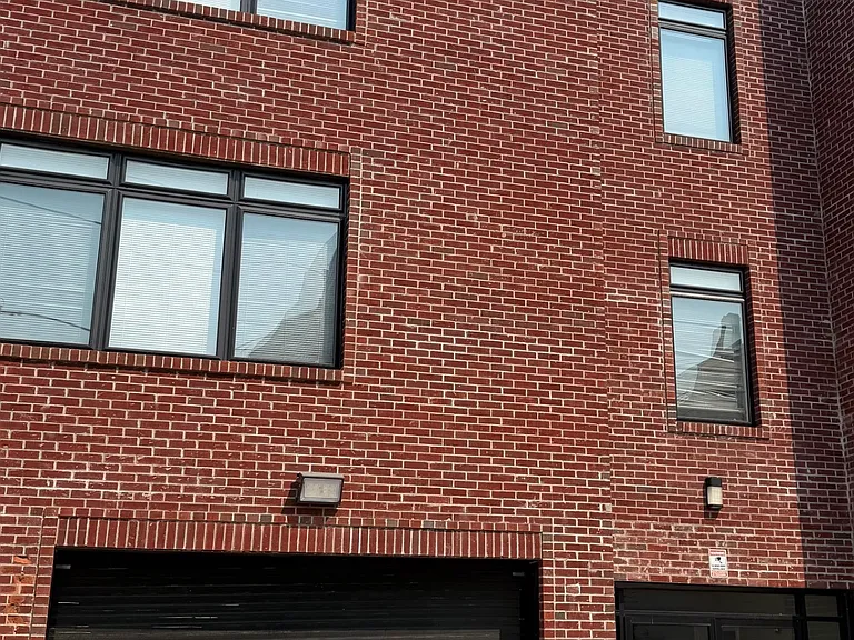 73 Beech St #3 — Photo 1