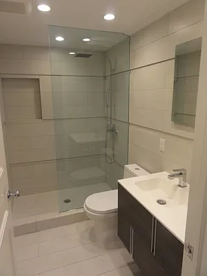 Rented by George Agiovlasitis, LREB | media 30