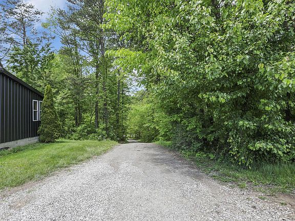 4th image of 18682 Griffith Rd