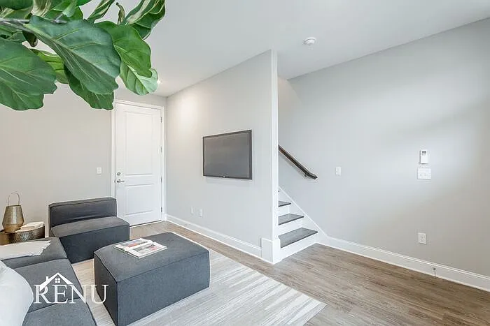 2 bed, 2.5 bath, 1340 sqft, $1,695 — Photo 4
