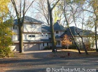 7222 Pineview Ln N, Maple Grove, MN 55369