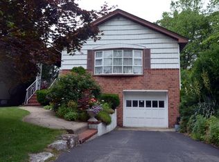 16 Anita Rd, Yonkers, NY 10708