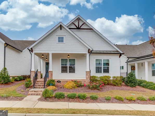 704 Hickory Hollow Walk, Canton, GA 30115