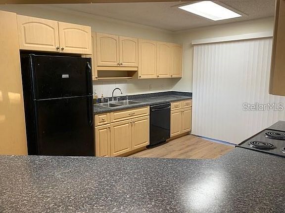 4th image of 609 Channing Dr