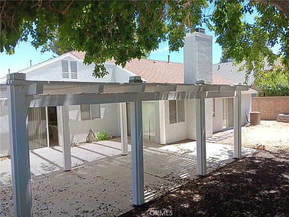 3rd image of 37623 Lilacview Ave