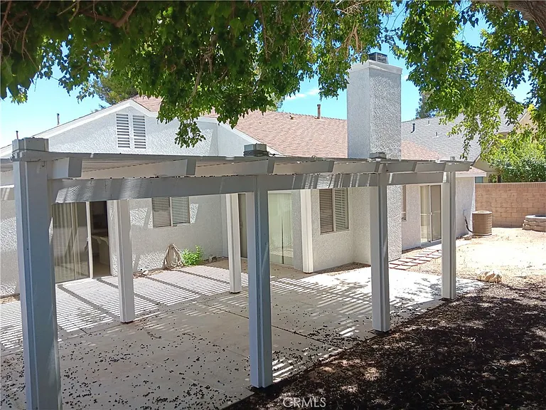 37623 Lilacview Ave — Photo 3