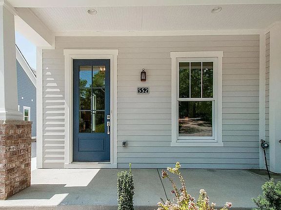 3rd image of 552 Acklen Park Dr SW