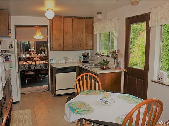 5th image of 7805 183rd Street Ct E