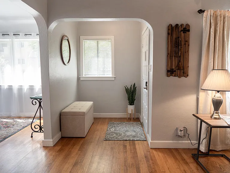 11247 Huston St — Photo 31