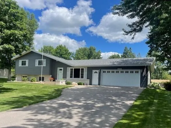 1742 Oak Rd, Saint Cloud, MN 56303