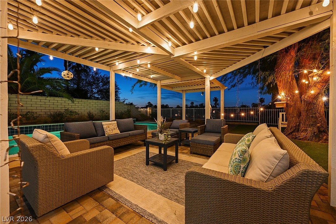 2442 Legacy Island Cir