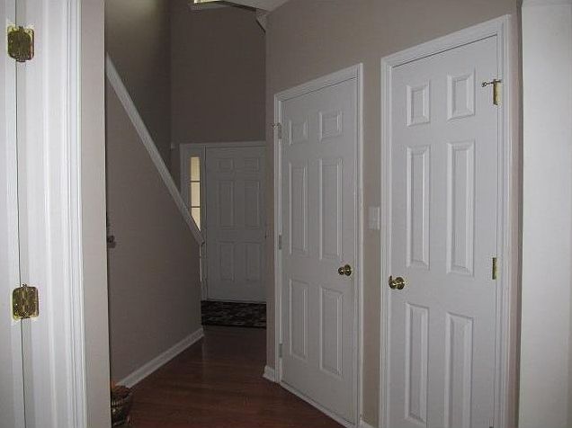 2nd image of 30 Golden Pine Rd