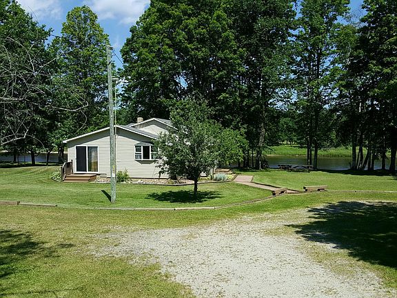 2nd image of 3906 River Ln #249