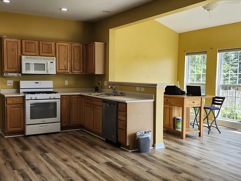 1605 Schoellkopf Rd — Photo 31