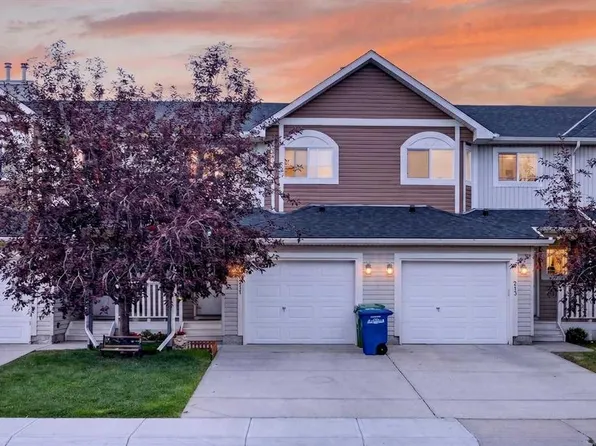 211 Bayside Point NW, Airdrie, AB T4B 2X6
