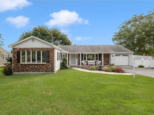 331 Third Beach Rd, Middletown, RI 02842