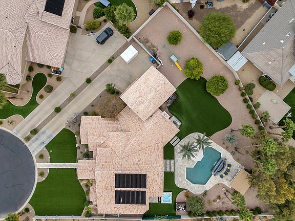 4th image of 1405 W CARIBBEAN Lane