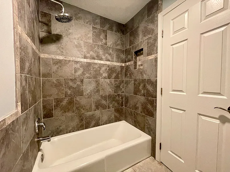 4147 Roanoke Rd #17 — Photo 13