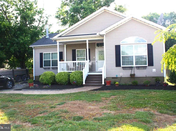 6030 N Main St, Rock Hall, MD 21661