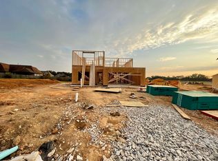 65 Robinwood Ln, Oakland, TN 38060