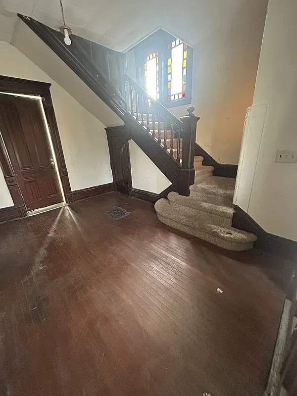 1 bed, 1.0 bath, 650 sqft, $900 — Photo 3