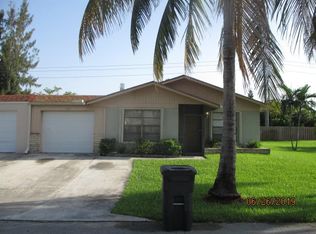 4885 Luqui Ct, West Palm Beach, FL 33415
