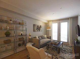 2625 E Camelback Rd APT 286, Phoenix, AZ 85016