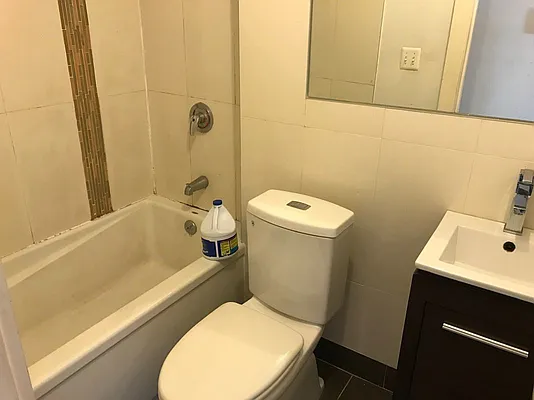 Rented by Arvik Group Real Estate | media 17