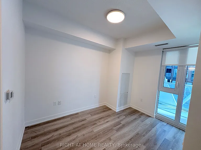230 Simcoe St #1436 — Photo 10