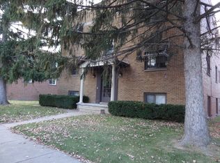 4092 Ridge Rd APT 6, Brooklyn, OH 44144
