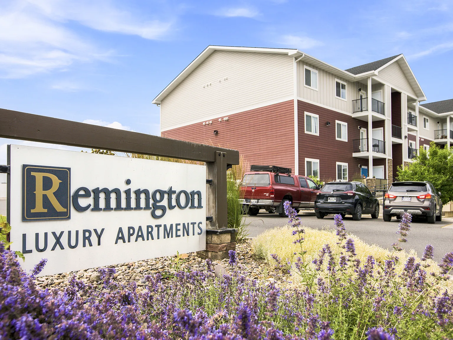 Remington Apartments — Photo 1